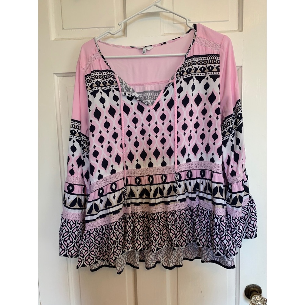 Light pink top
